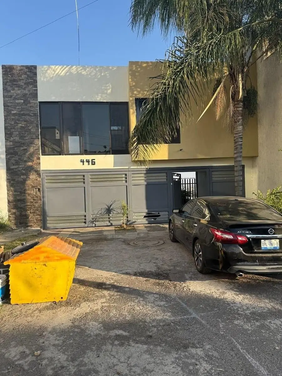 Casa en Venta Huerta de Peña Tlaquepaque