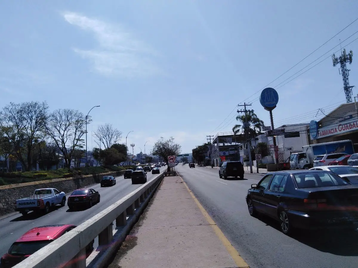 Oportunidad de Inversión en Plaza Comercial en Ubicación Estratégica — foto 2