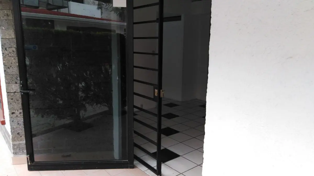 Local Comercial, Bernardo Quintana (Carretas) — foto 4