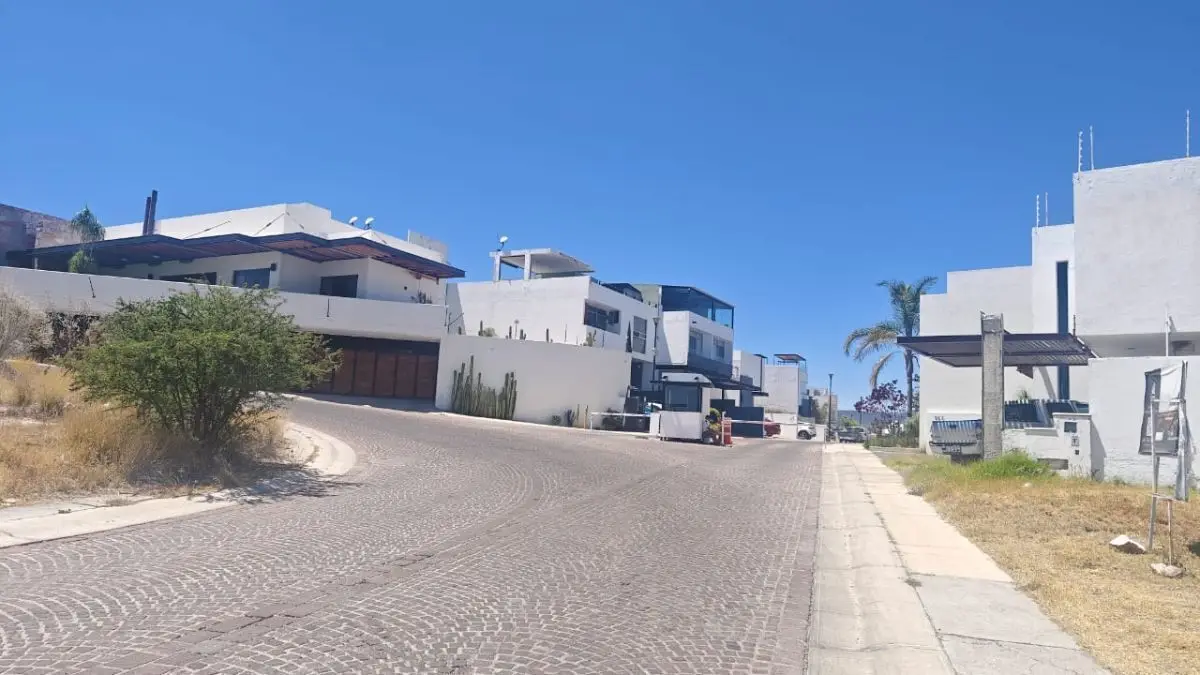 Terreno Residencial en Cumbres del Lago Juriquilla: ¡Construye tu Hogar Ideal! — foto 2