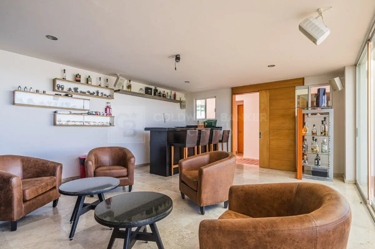 Casa Amueblada en Venta en Balcones de Juriquilla — foto 3