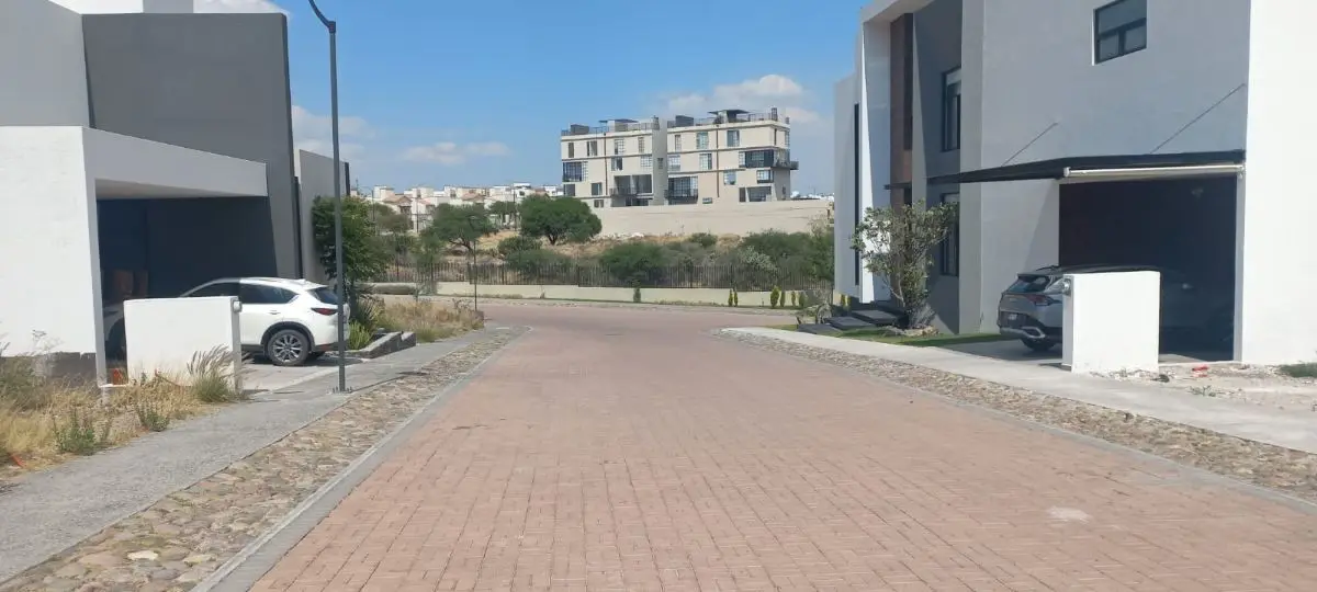 Terreno en venta en La Vista Residencial — foto 2