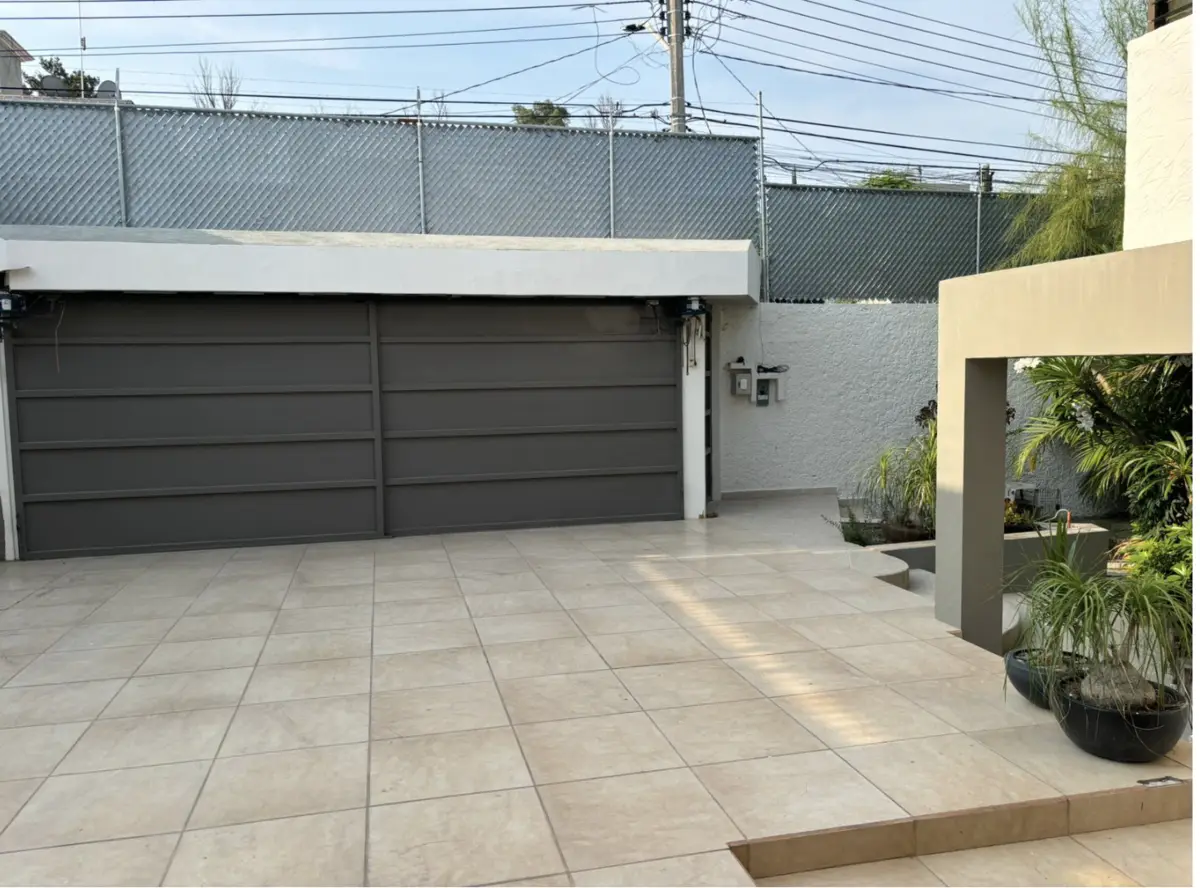 Amplia Casa Remodelada en Colonia Cimatario, Querétaro – Espacio y Confort en el — foto 5