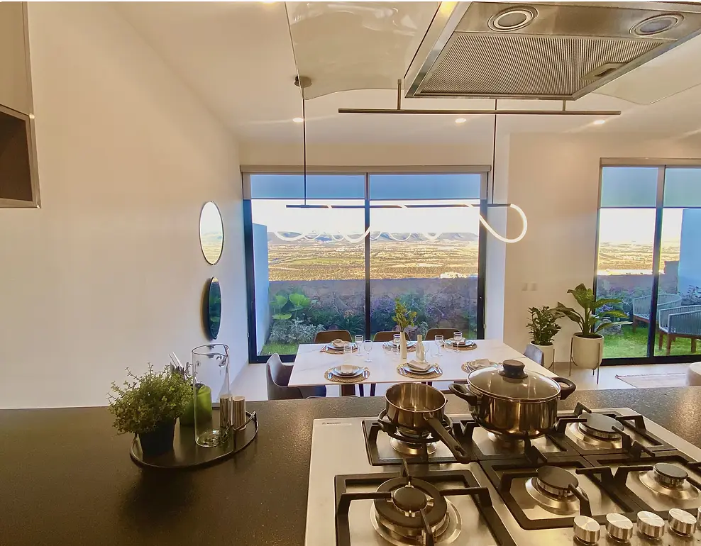 Vive la Elegancia y Comodidad en el Corazón del Querétaro Moderno, Casa en venta — foto 3