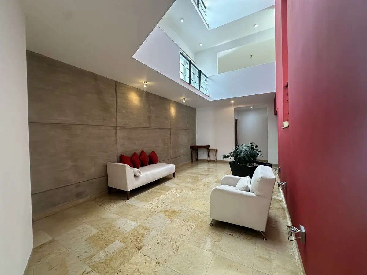 🏡 Vive el lujo en Fraccionamiento Jurica: Casa en Condominio Regency🌟 — foto 2