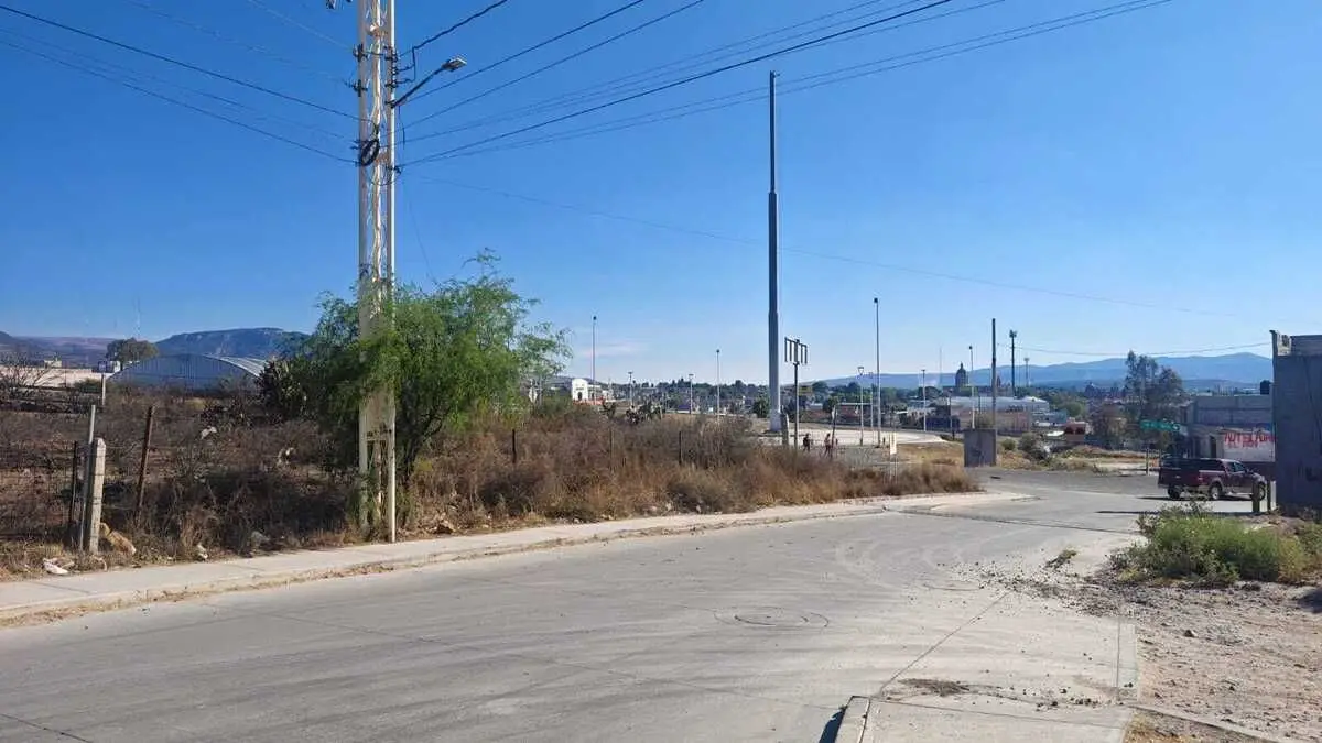 🏢 ¡Terreno Comercial en Renta en Ubicación Estratégica! 📍 — foto 4