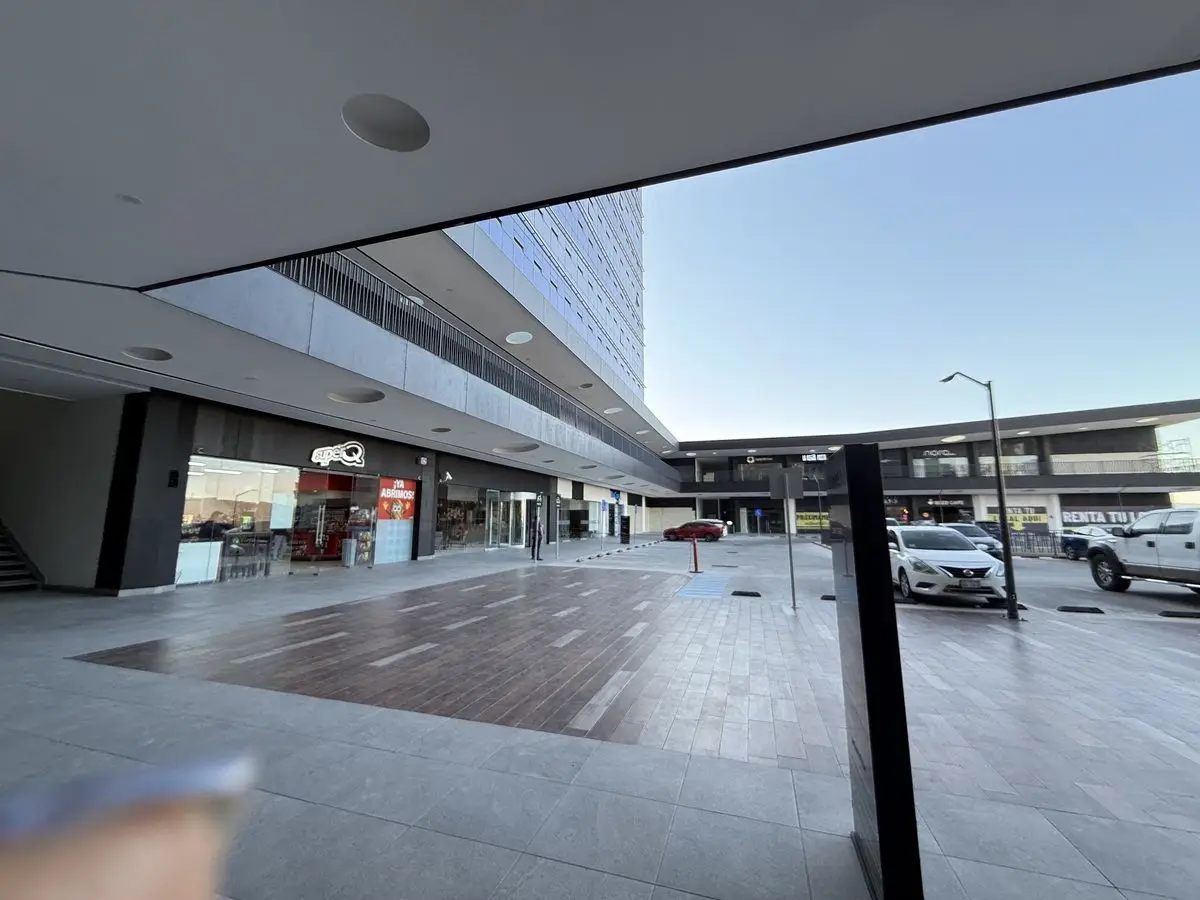 Oficina en Renta Torre 1 Momentum Centro Sur Querétaro — foto 3
