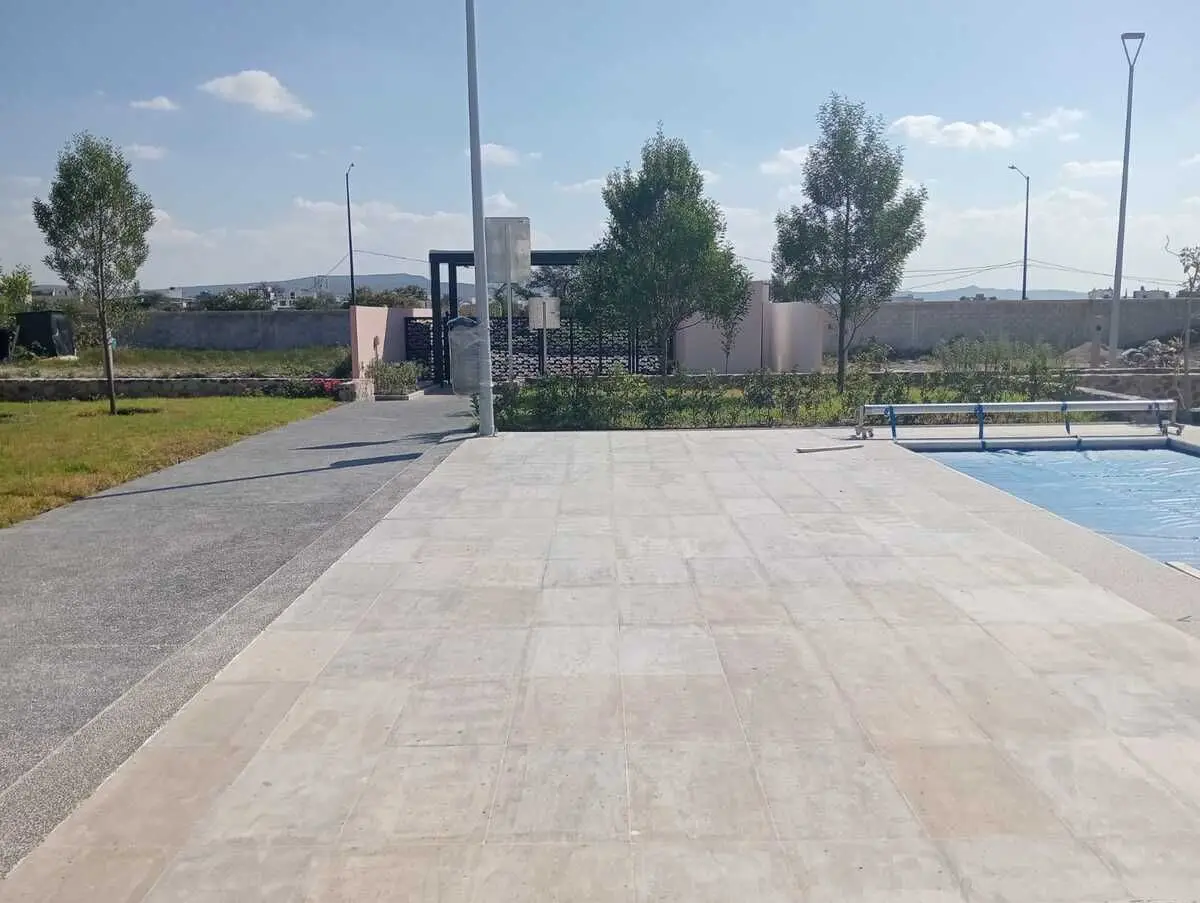 Terreno en Venta Frente a Mirador del Campanario — foto 2