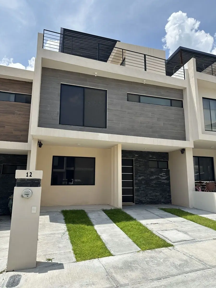Casa en Renta Residencial El Refugio Alttica — foto 2