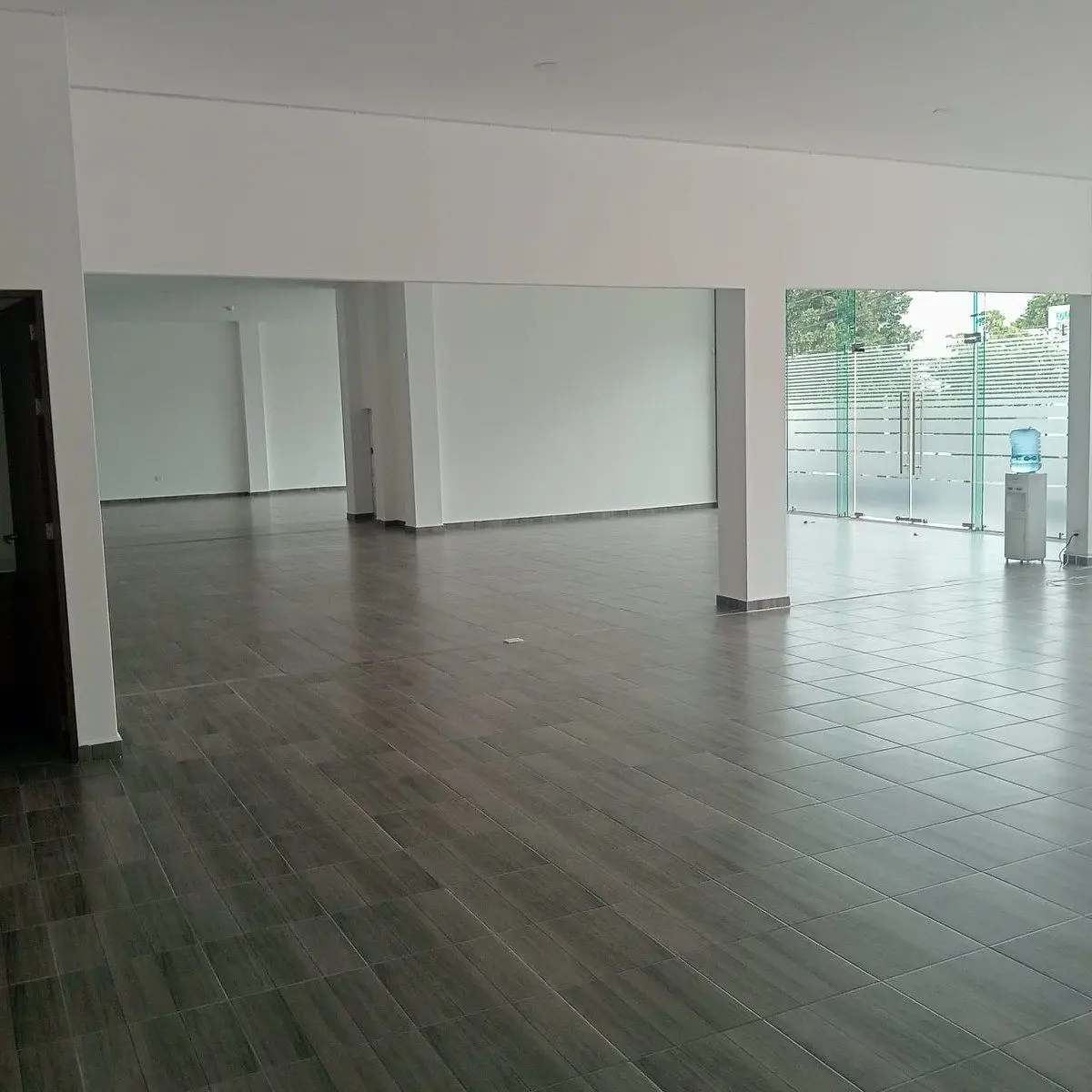 Plaza Comercial en Renta, Colinas del Cimatario — foto 4