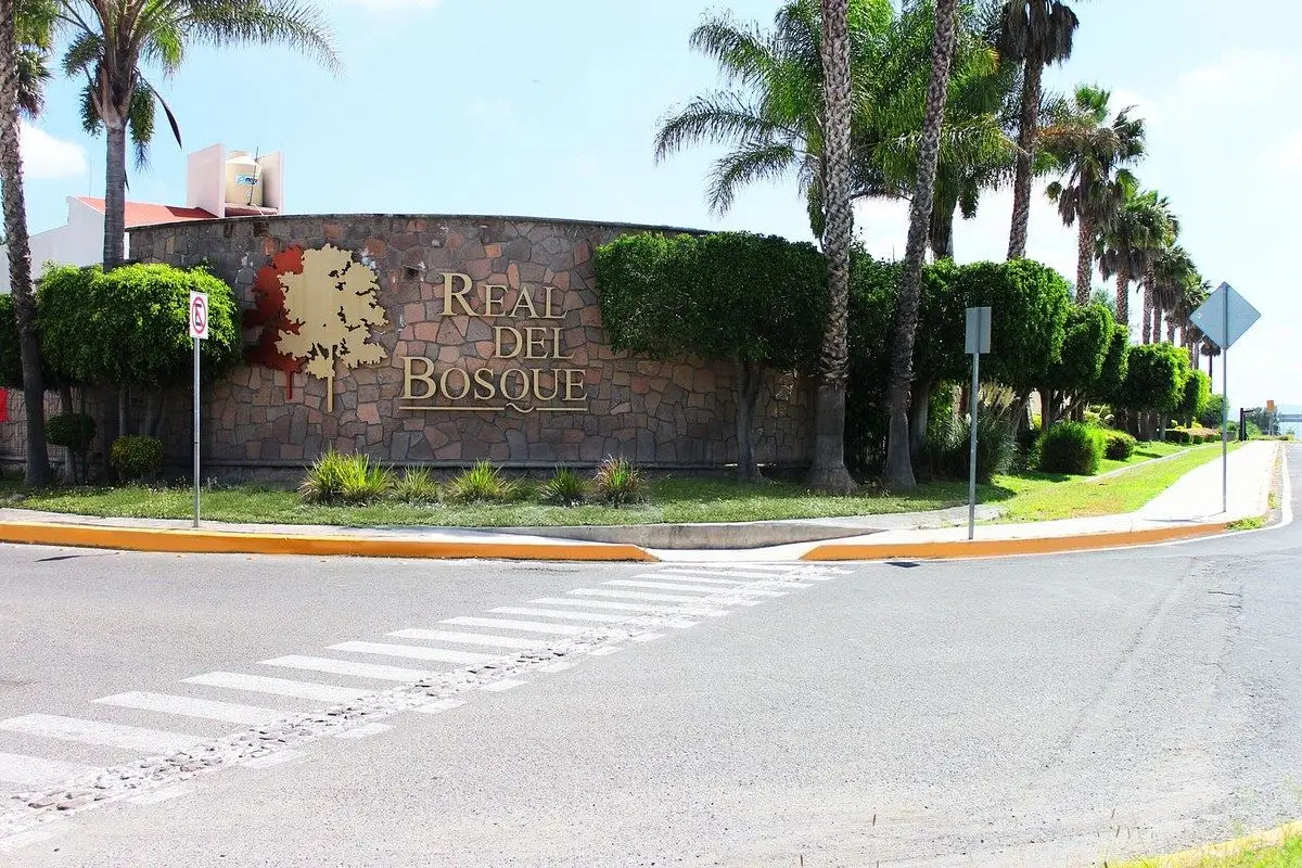 Terreno en condominio en venta en Real del Bosque, Corregidora
