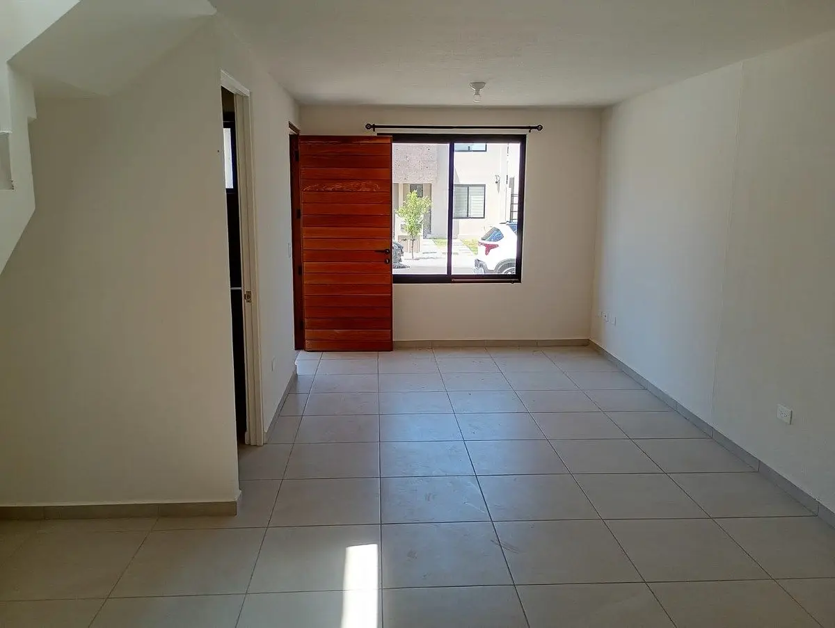 Casa en Condominio en Renta Fracc. Cd. Meseta, Apaseo el Grande, Gto.