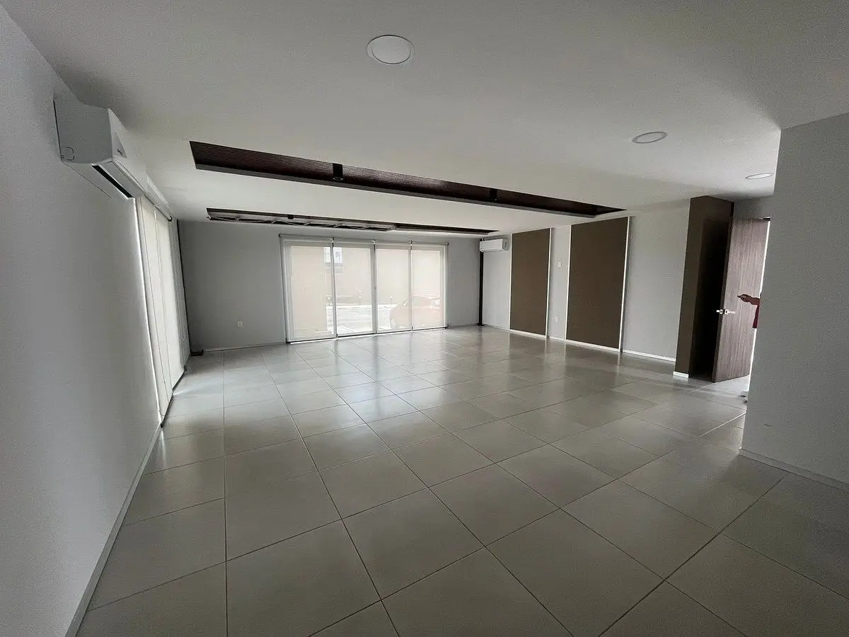 Departamento en renta en planta baja. en Santa Fe Juriquilla — foto 2