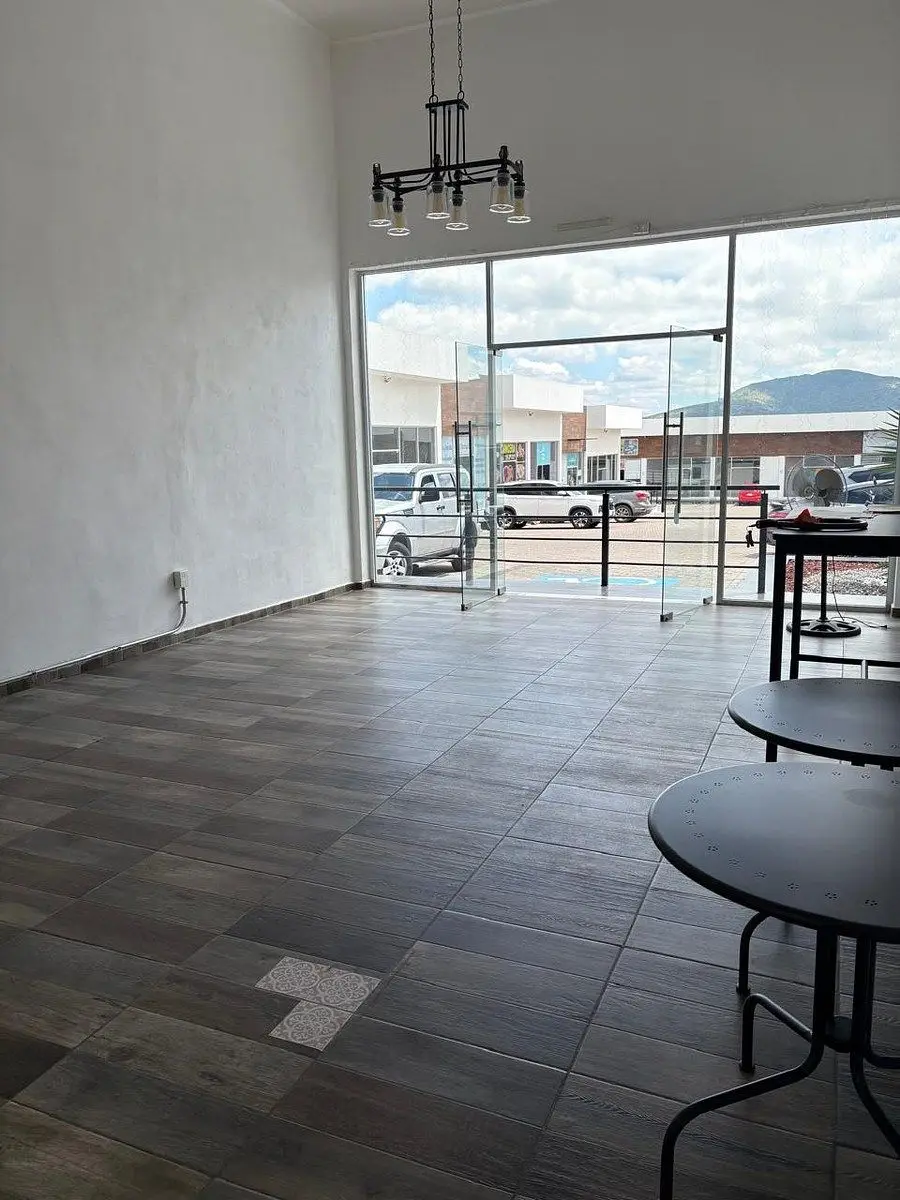 Local en renta en plaza comercial, Querétaro, San Isidro — foto 3