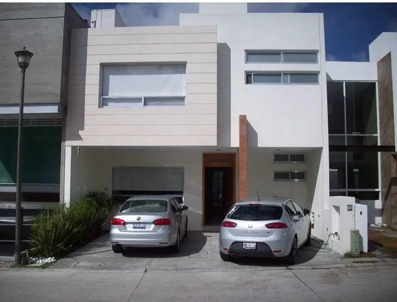 Casa en Venta en Privada Milenio Iii