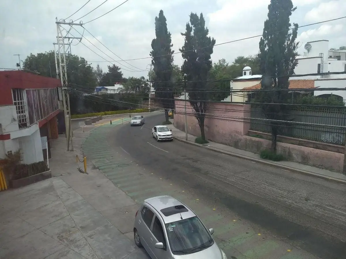 Locales en Renta Céntricos Alamos Queretaro de 50, 80 y 100 M2 — foto 3