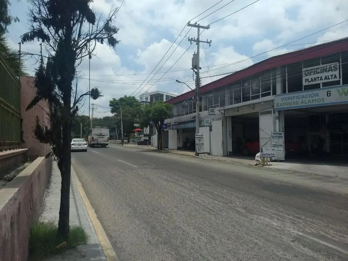 Locales en Renta Céntricos Alamos Queretaro de 50, 80 y 100 M2 — foto 4