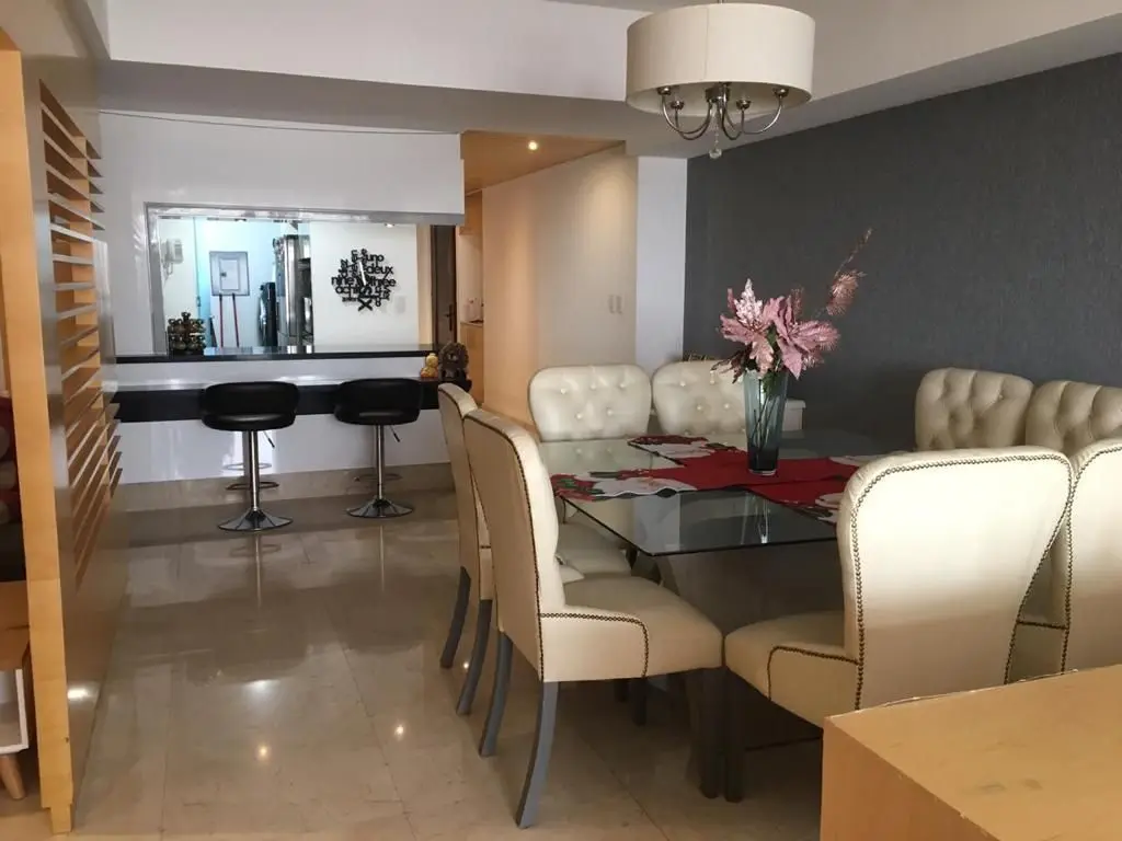 Departamento de Lujo Zona Campanario Queretaro. — foto 3
