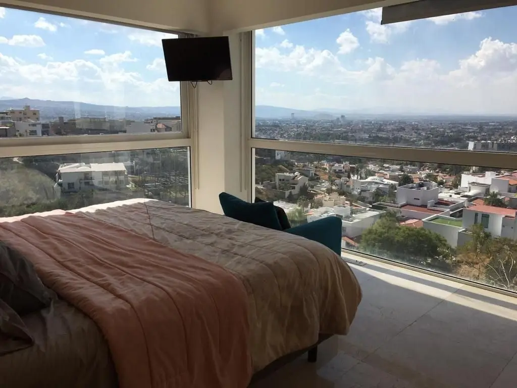 Departamento de Lujo Zona Campanario Queretaro. — foto 4