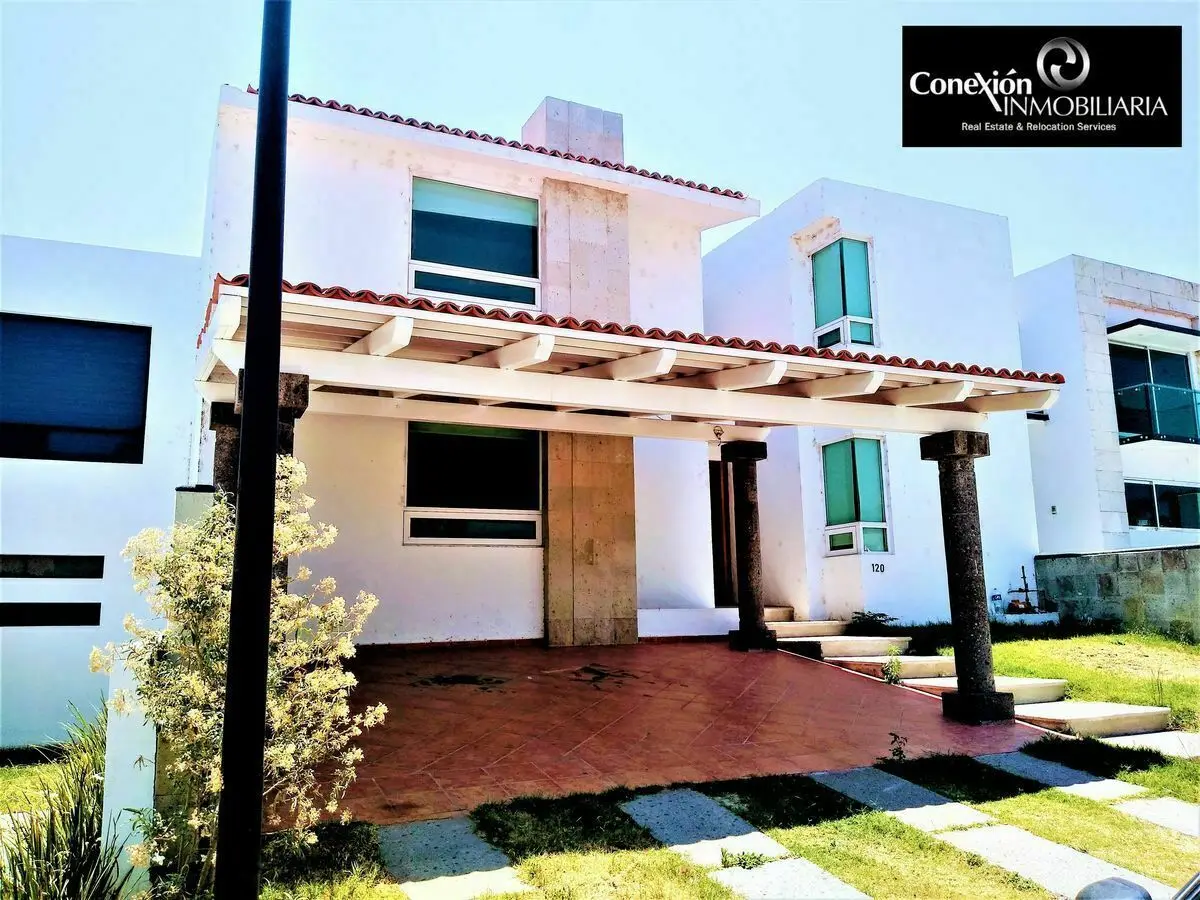 Hermosa Casa en Venta 100m2 de Jardin Cumbres del Lago Qro — foto 2