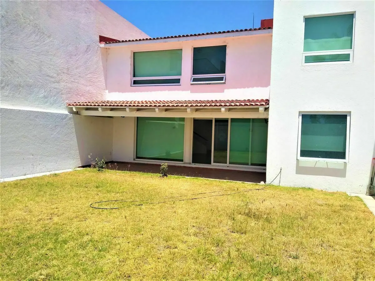 Hermosa Casa en Venta 100m2 de Jardin Cumbres del Lago Qro — foto 3