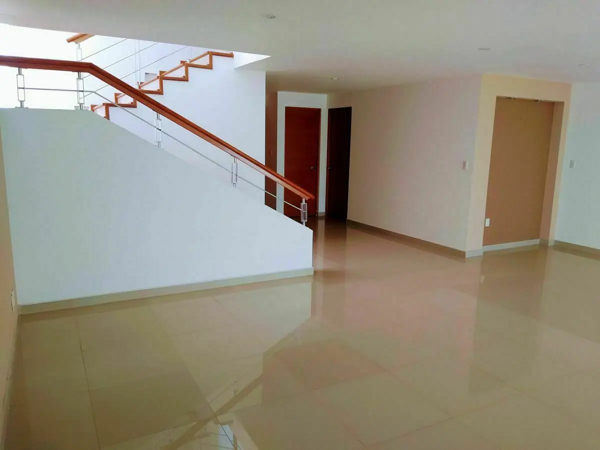 Hermosa Casa en Venta 100m2 de Jardin Cumbres del Lago Qro — foto 4