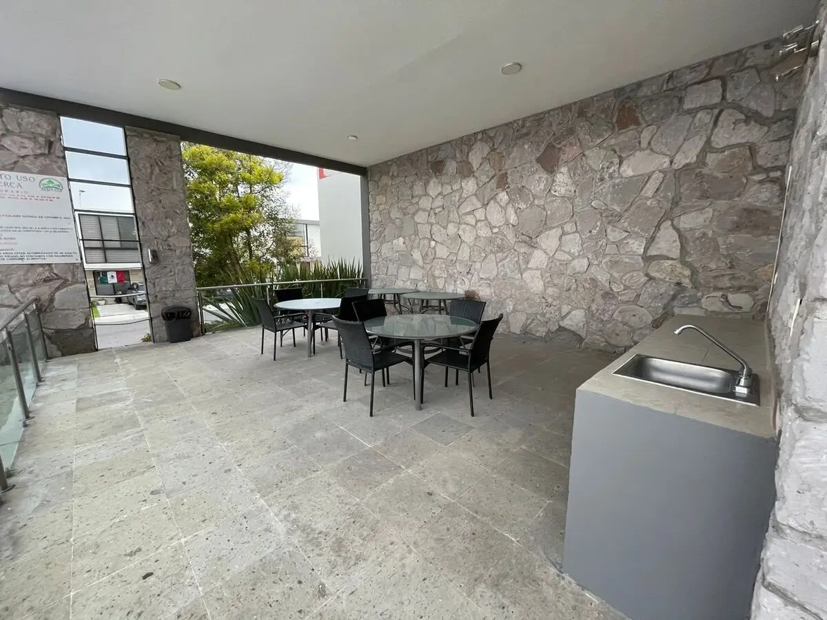 Hermosa casa en renta en el refugio ‼‼ — foto 3