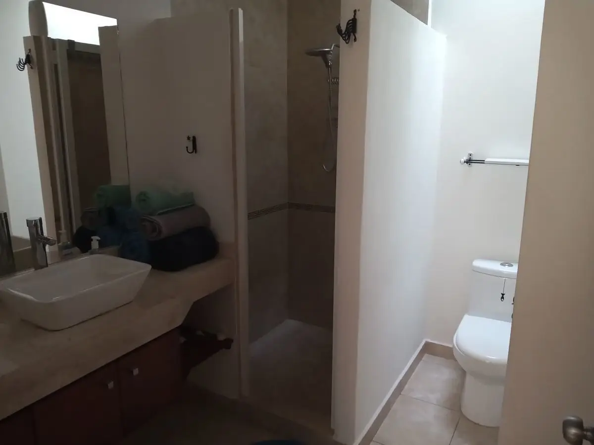 **Casa AMUEBLADA en renta El Refugio Querétaro** — foto 3