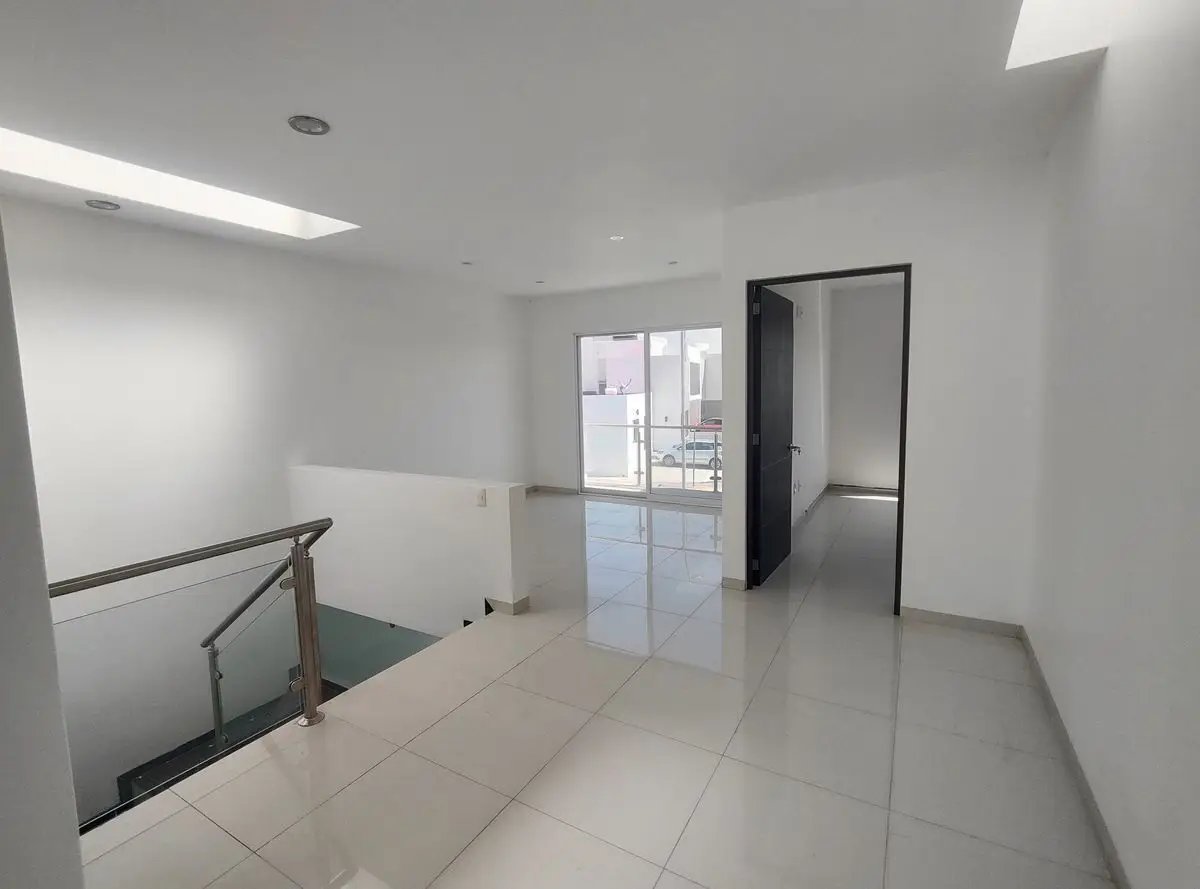 Estrena Amplia Casa en Condesa Juriquilla Queretaro.. — foto 4