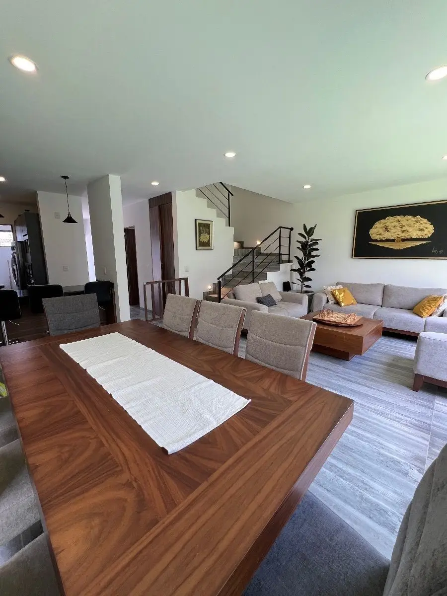 Juriquilla en Venta Casa de 5 Recamaras Precio de Oportunidad — foto 4