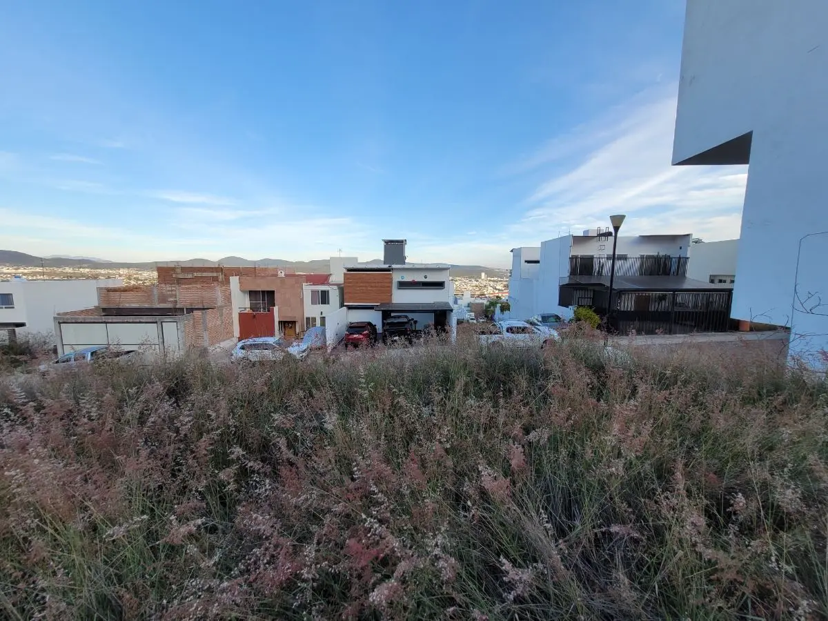 Remato Terreno en la Cima de Cumbres del Lago — foto 4