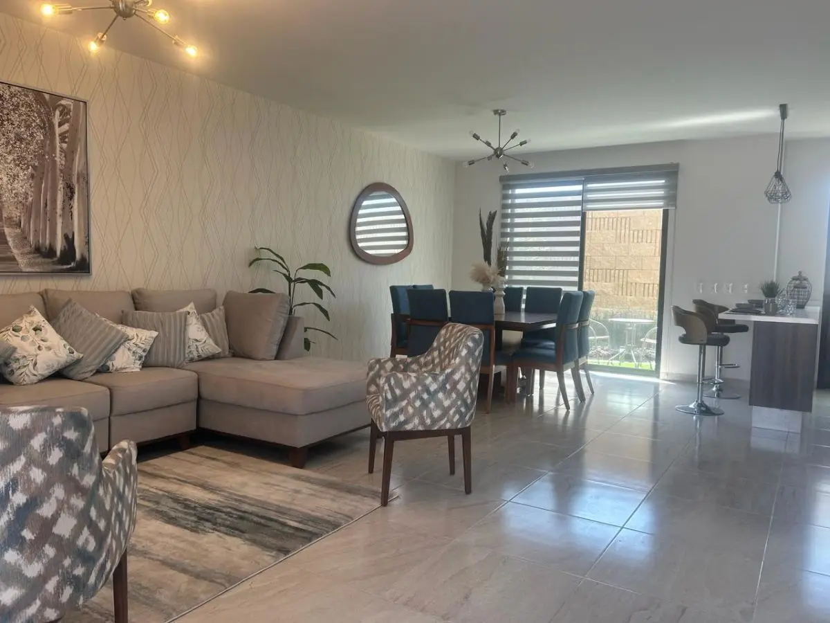 Venta Casa, Zona Campanario, Altos del Marques, Queretaro. — foto 2