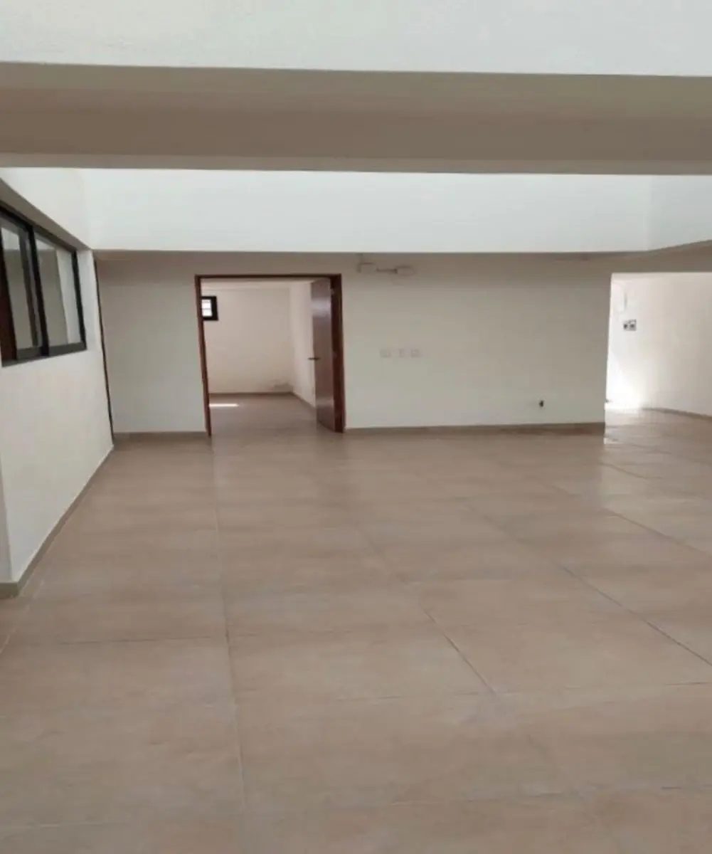 Renta Edificio Uso Comercial, Col. Balaustradas, Queretaro — foto 4