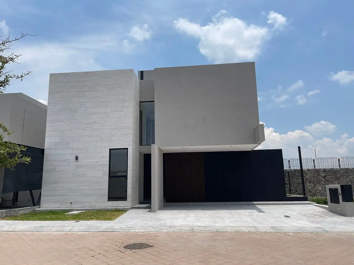 Venta Casa a Estrenar Lomas del Campanario Norte Queretaro ..