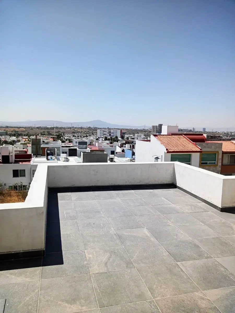 Casa en Venta Refugio de 3 Pisos Queretaro — foto 5