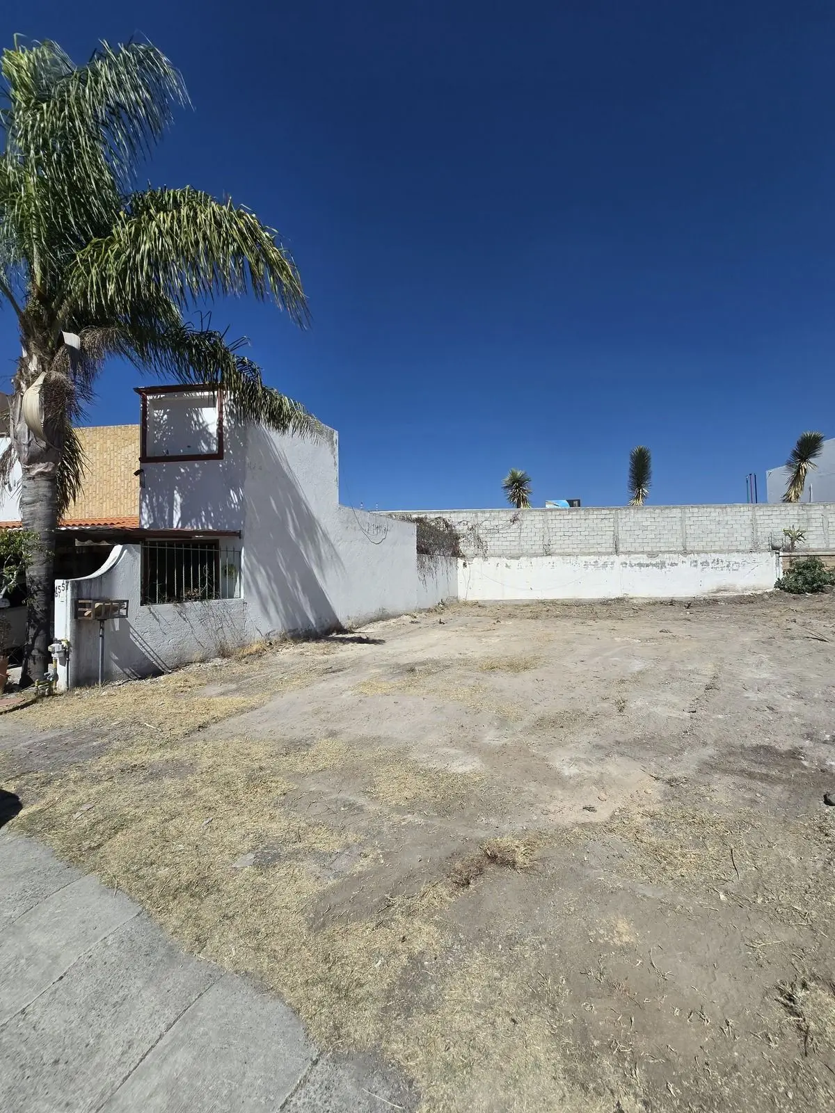 Compra Terreno Grande en el Refugio