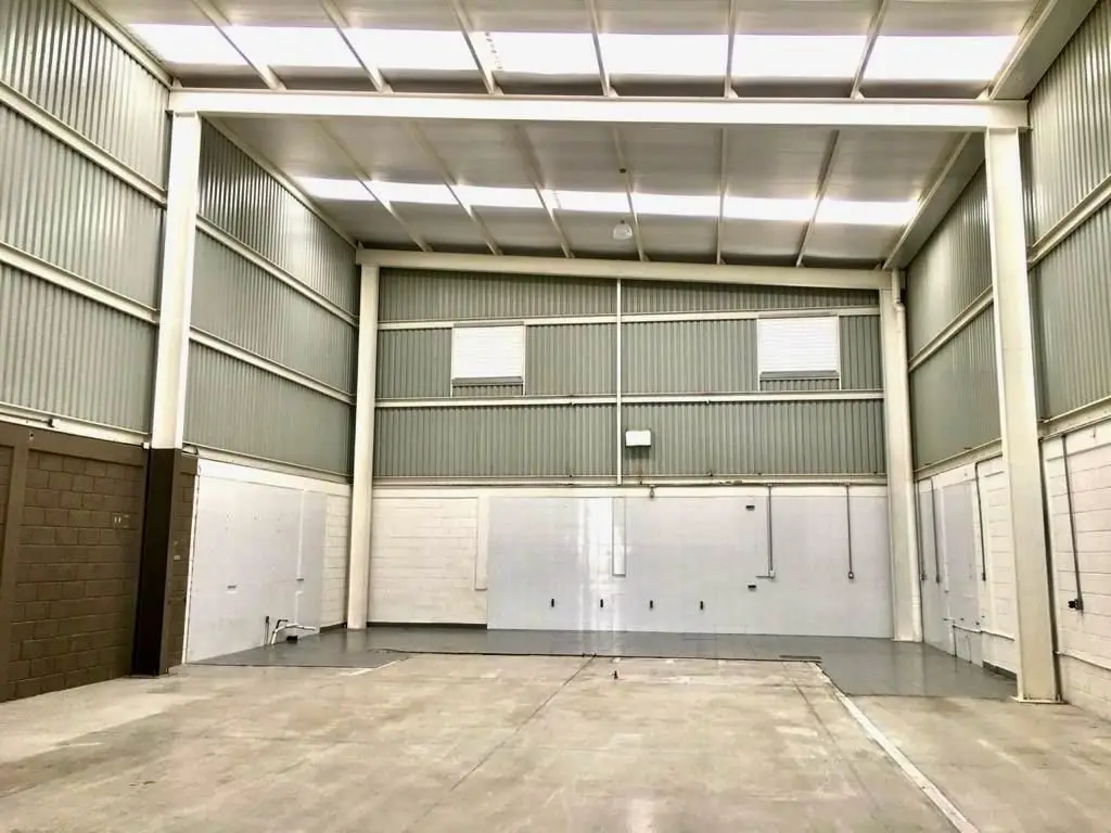 Bodega Comercial en TerraPark 408m2 — foto 2