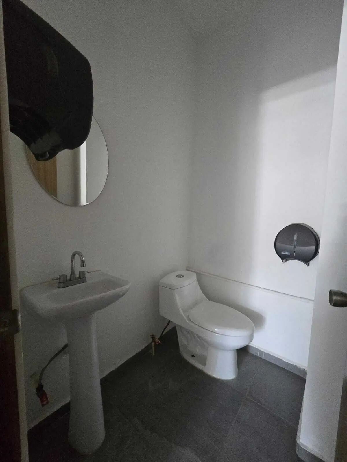 Local en renta en Irapuato, listo para consultorio o clínica. — foto 5