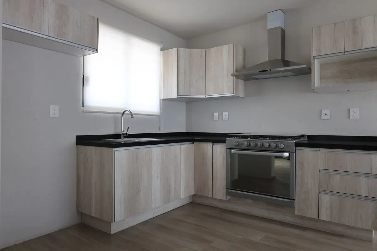 Departamento en planta baja con jardín — foto 5