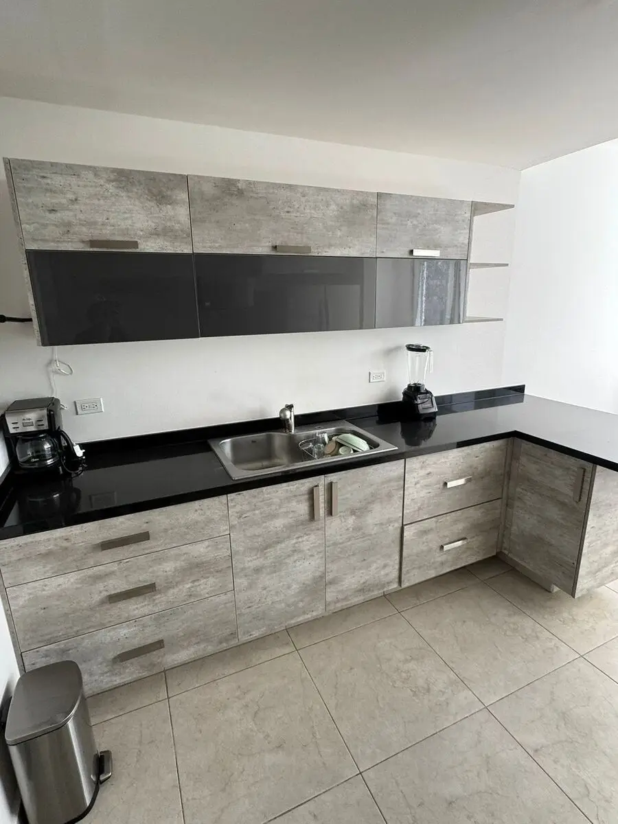 Casa con excelente ubicación y excedente de jardin !! — foto 3