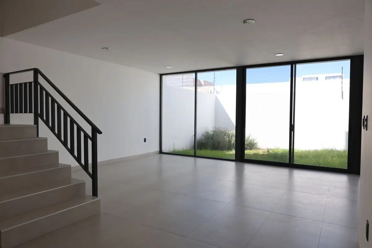 Casa de 4 habitaciones en La Vista dentro de privada con alberca — foto 3