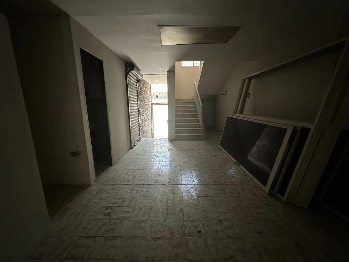 Edificio en renta en esquina cerca de la Macro Plaza todo o en partes — foto 5