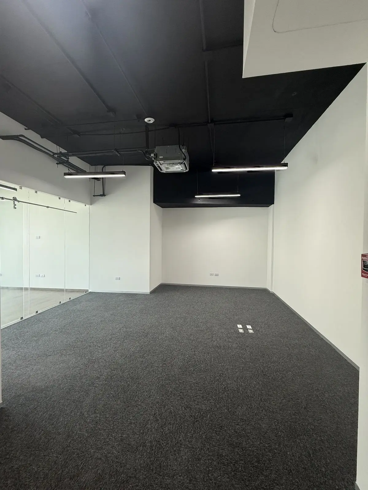 Oficinas Renta acondicionadas zona Santa María San Jerónimo, Monterrey — foto 6