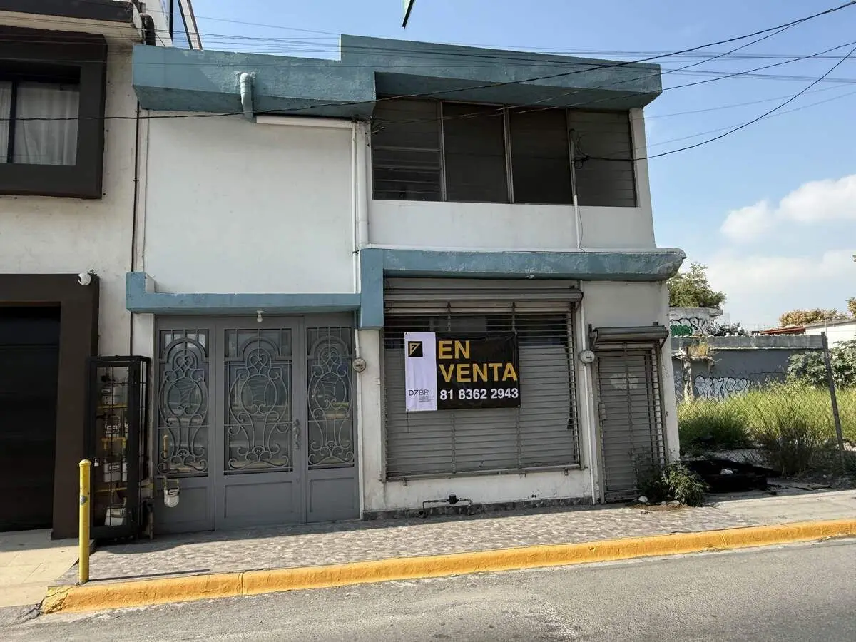 Casa en venta con uso de suelo comercial sobre felix u gomez centro Monterrey