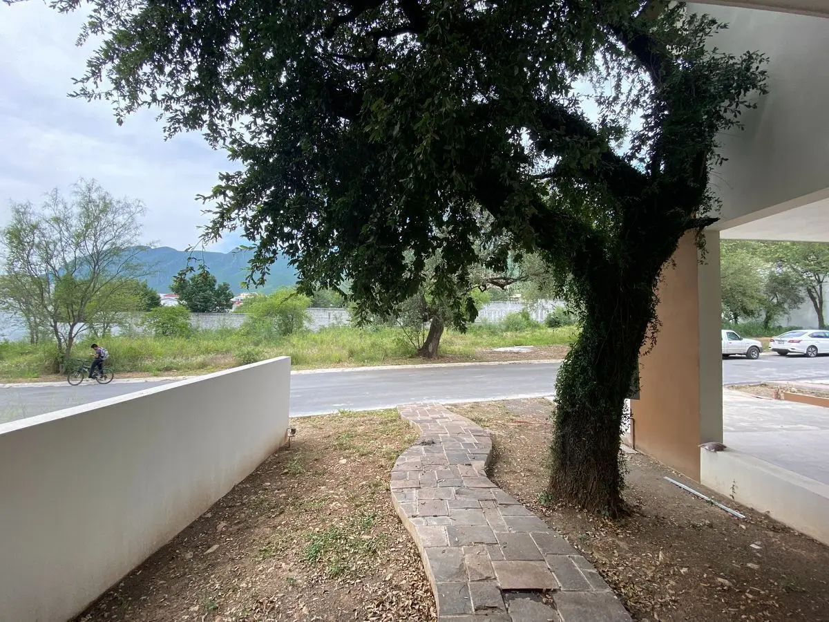Casa en venta patio amplio el uro carretera nacional Monterrey — foto 2