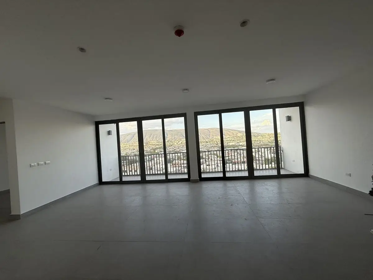 Departamento VENTA 4 rec cerca UVM Cumbres Monterrey — foto 3