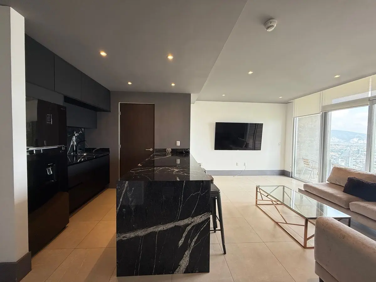 Departamento en renta semi amueblado, zona San Jerónimo, Monterrey — foto 3