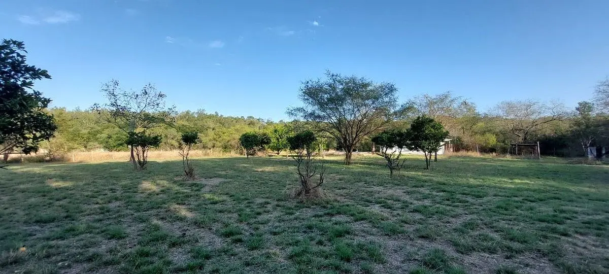 Terreno Campestre Plano en VENTA con Colindancia al Río -Los Sabinos, Allende, — foto 3
