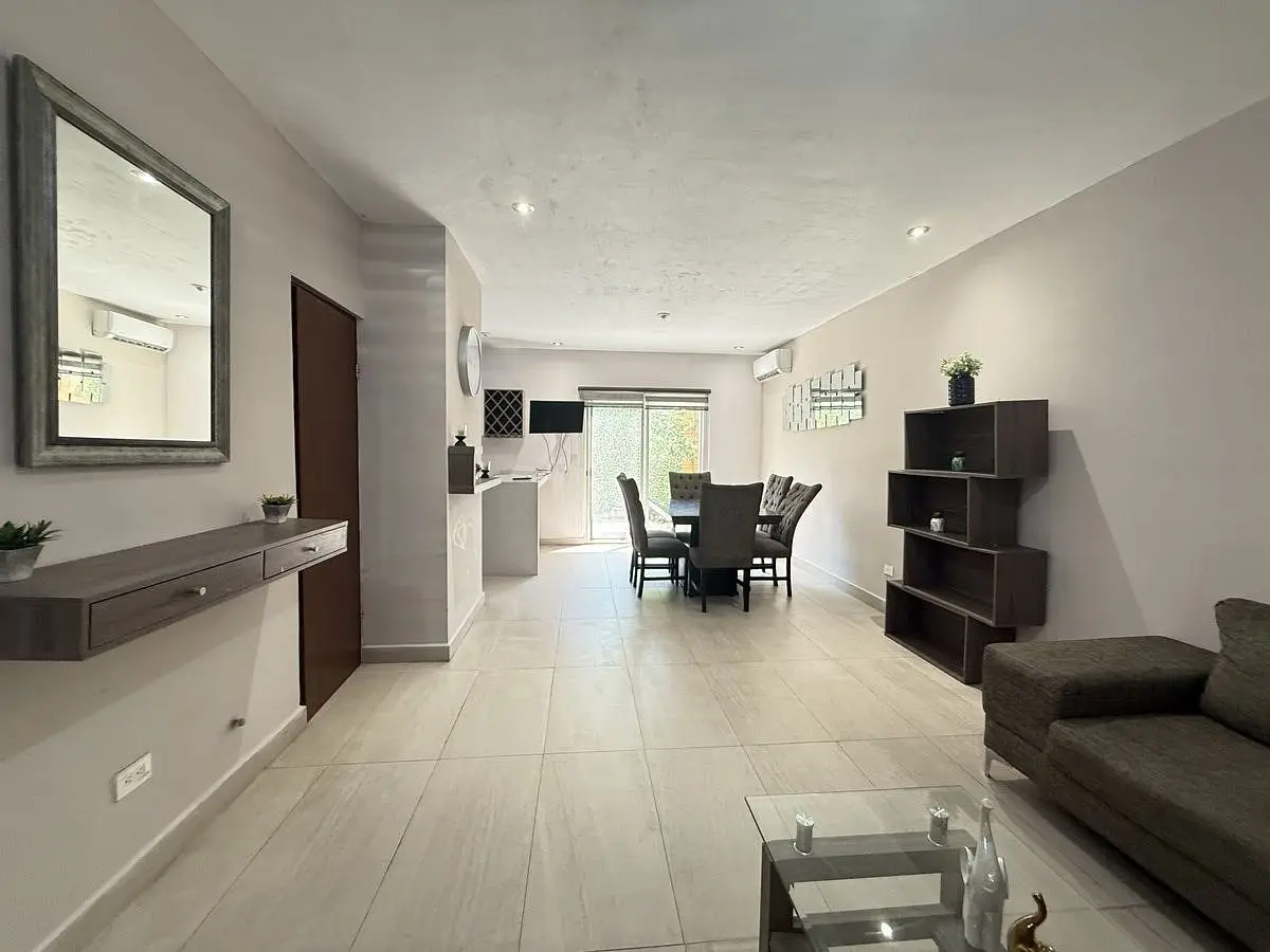 Casa en VENTA en privada con alberca Zona Cumbres en Monterrey — foto 4