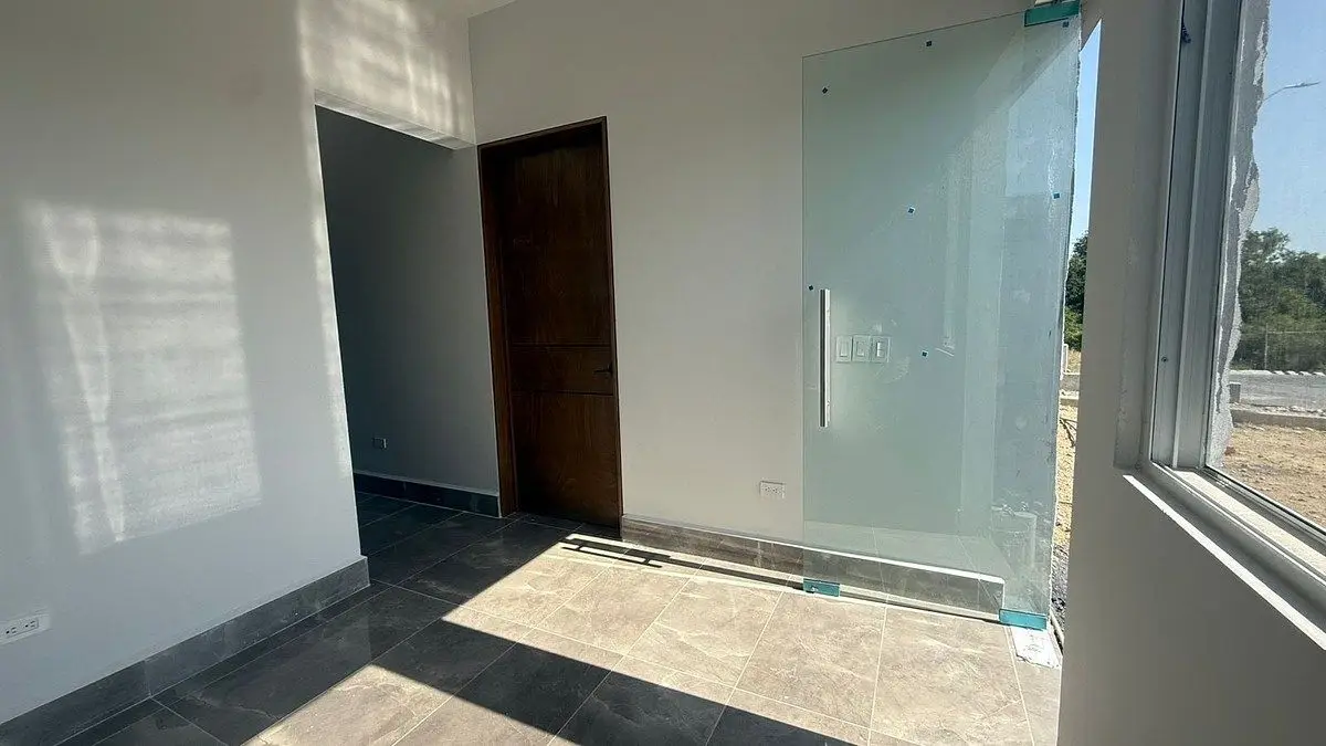 Bodega nave industrial en RENTA con oficinas EKKOS Park Apodaca — foto 6